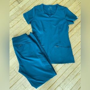 XS Cherokee Infinity Scrub Set - Teal RN Nursing Hospital Uniform X-Small Scrubs